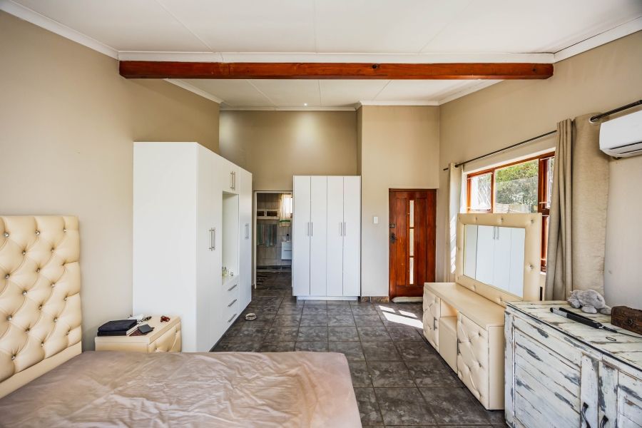 3 Bedroom Property for Sale in Beacon Bay Eastern Cape